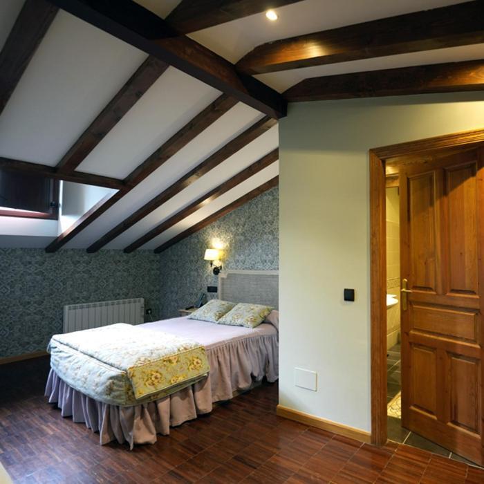 Hotel Rural Y Restaurante, Rinconcito De Gredos Cuevas Del Valle Luaran gambar